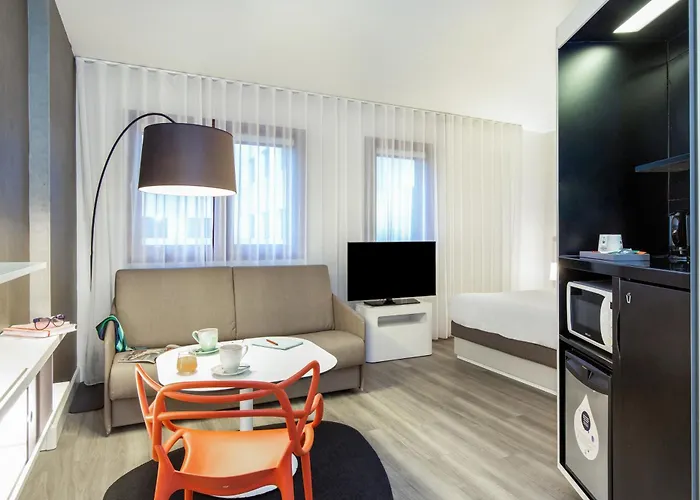 Novotel Suites Perpignan Centre - Grandes Suites & Confort Centre-Ville